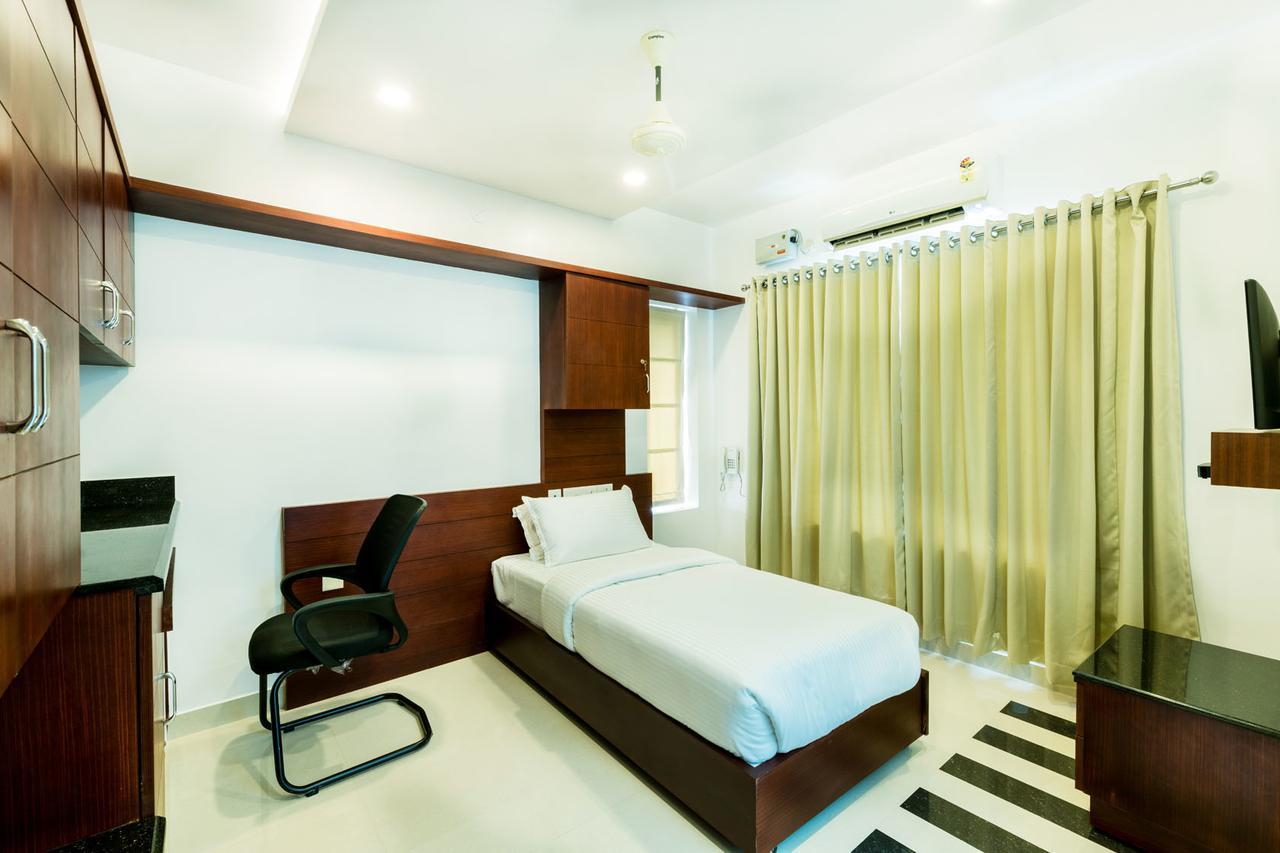 Omnest Otel Kochi Dış mekan fotoğraf